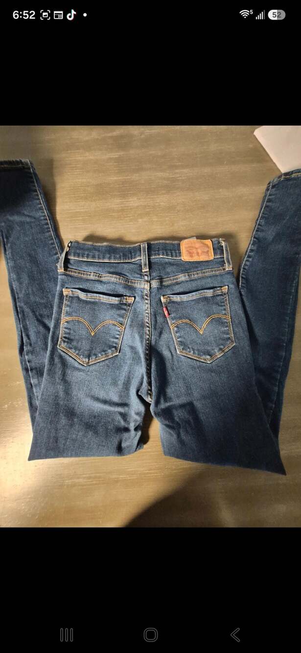 Levi's 720 High Rise Super Skinny Jeans Women's Size 27 Blue